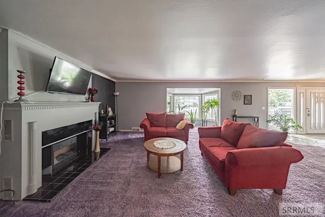 $575,000 | 269 West Center Street, Shelley, ID 83274