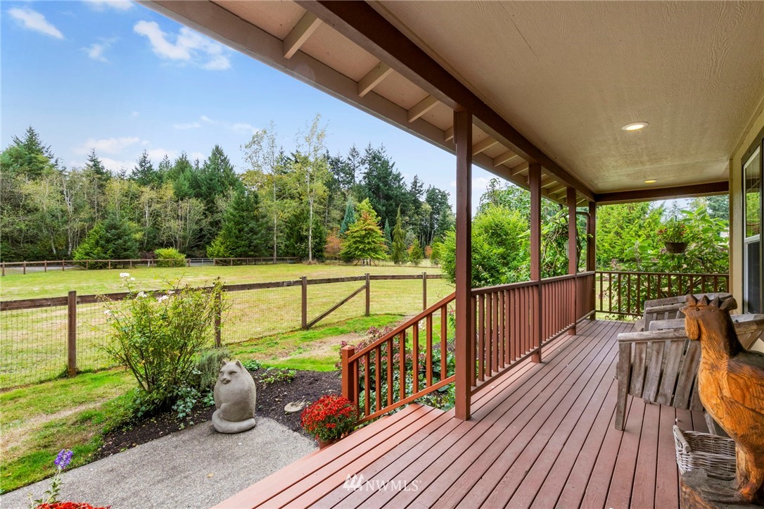 33610 Widmark Road Northeast Kingston, WA 98346 - Photo 3 of 35 Gallery Image 3