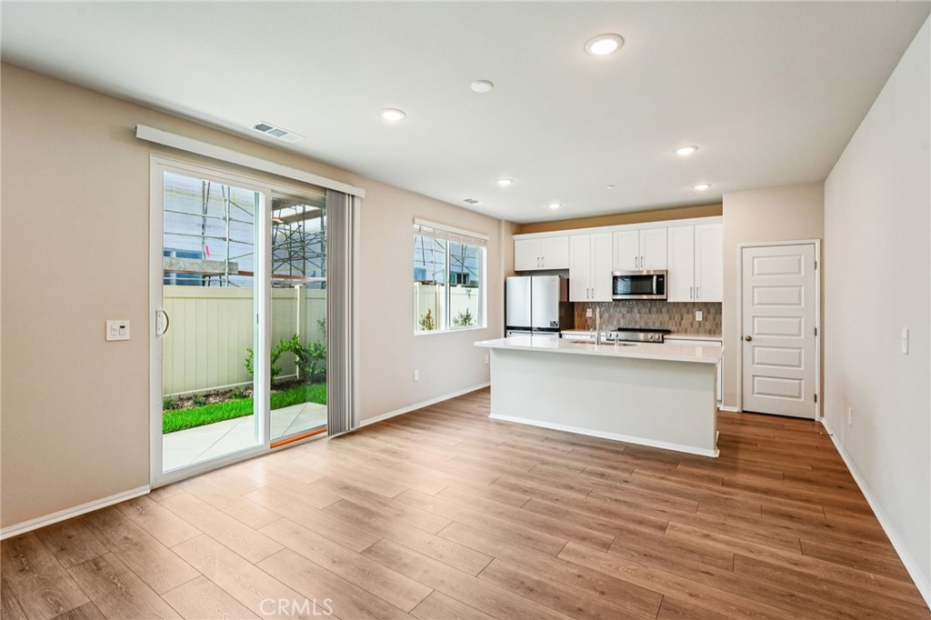 1118 Tropic Court Redlands, CA 92374 - Photo 6 of 33