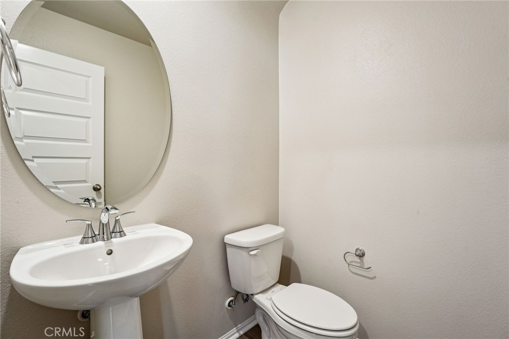 1118 Tropic Court Redlands, CA 92374 - Photo 10 of 33