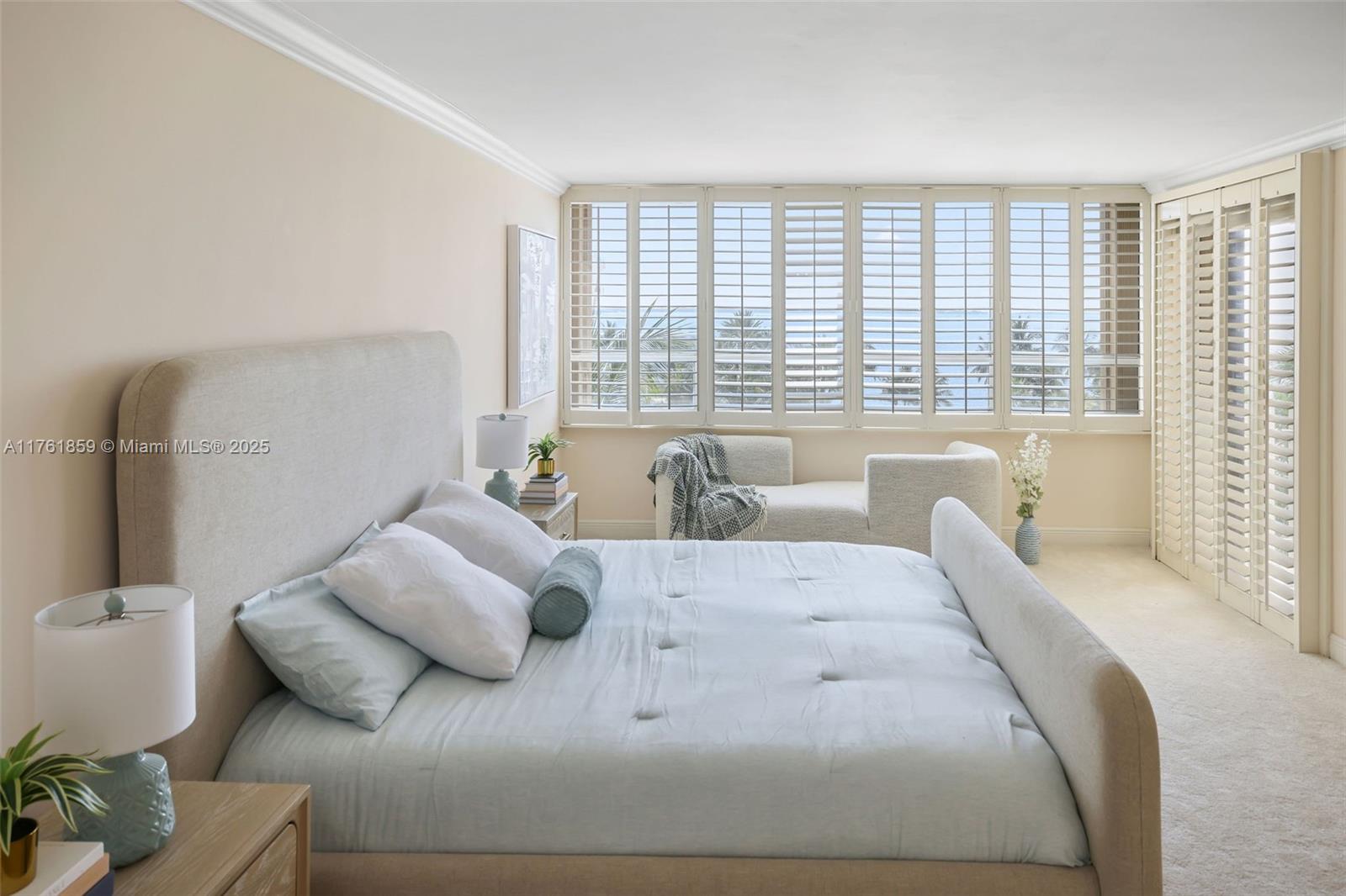 2 Grove Isle Drive, Unit B503 Miami, FL 33133 - Photo 15 of 41