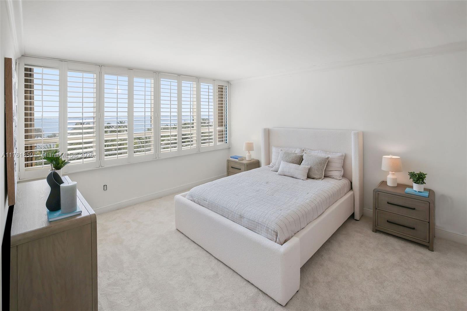 2 Grove Isle Drive, Unit B503 Miami, FL 33133 - Photo 22 of 41