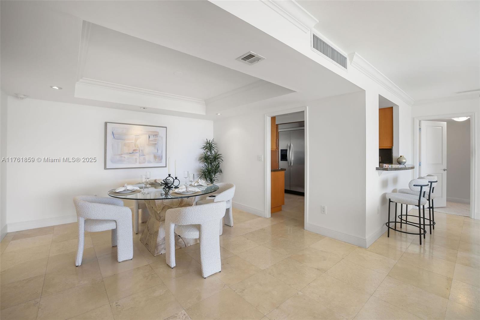 2 Grove Isle Drive, Unit B503 Miami, FL 33133 - Photo 9 of 41