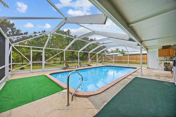 $2,700 | 1742 West Terrace Drive, Lake Worth Beach, FL 33460
