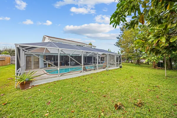 $2,700 | 1742 West Terrace Drive, Lake Worth Beach, FL 33460