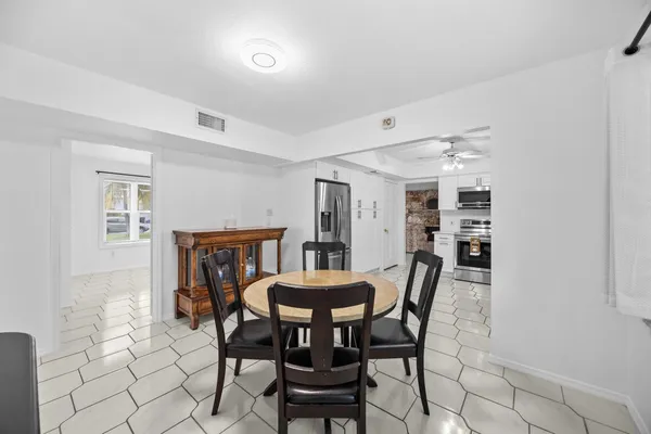 $2,700 | 1742 West Terrace Drive, Lake Worth Beach, FL 33460