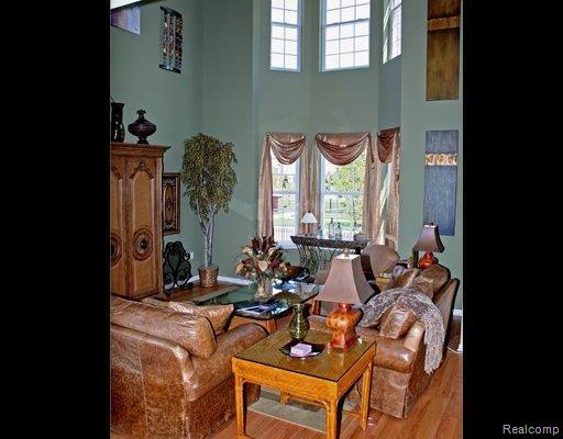 1876 Paddock Lane, Unit 6 Canton, MI 48188 - Photo 2 of 8 Familyroom