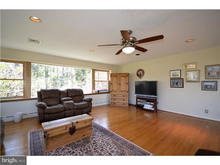 2322 Deer Path Road Huntingdon Valley, PA 19006 - Photo 13 of 25 Great Room