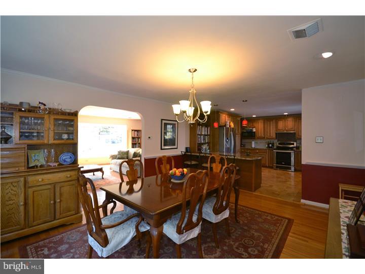 2322 Deer Path Road Huntingdon Valley, PA 19006 - Photo 6 of 25 Dining Room
