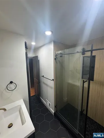 $2,550 | 87 Pasadena Avenue, Lodi, NJ 07644