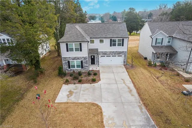 $329,500 | 4627 Shattalon Drive, Winston-Salem, NC 27106