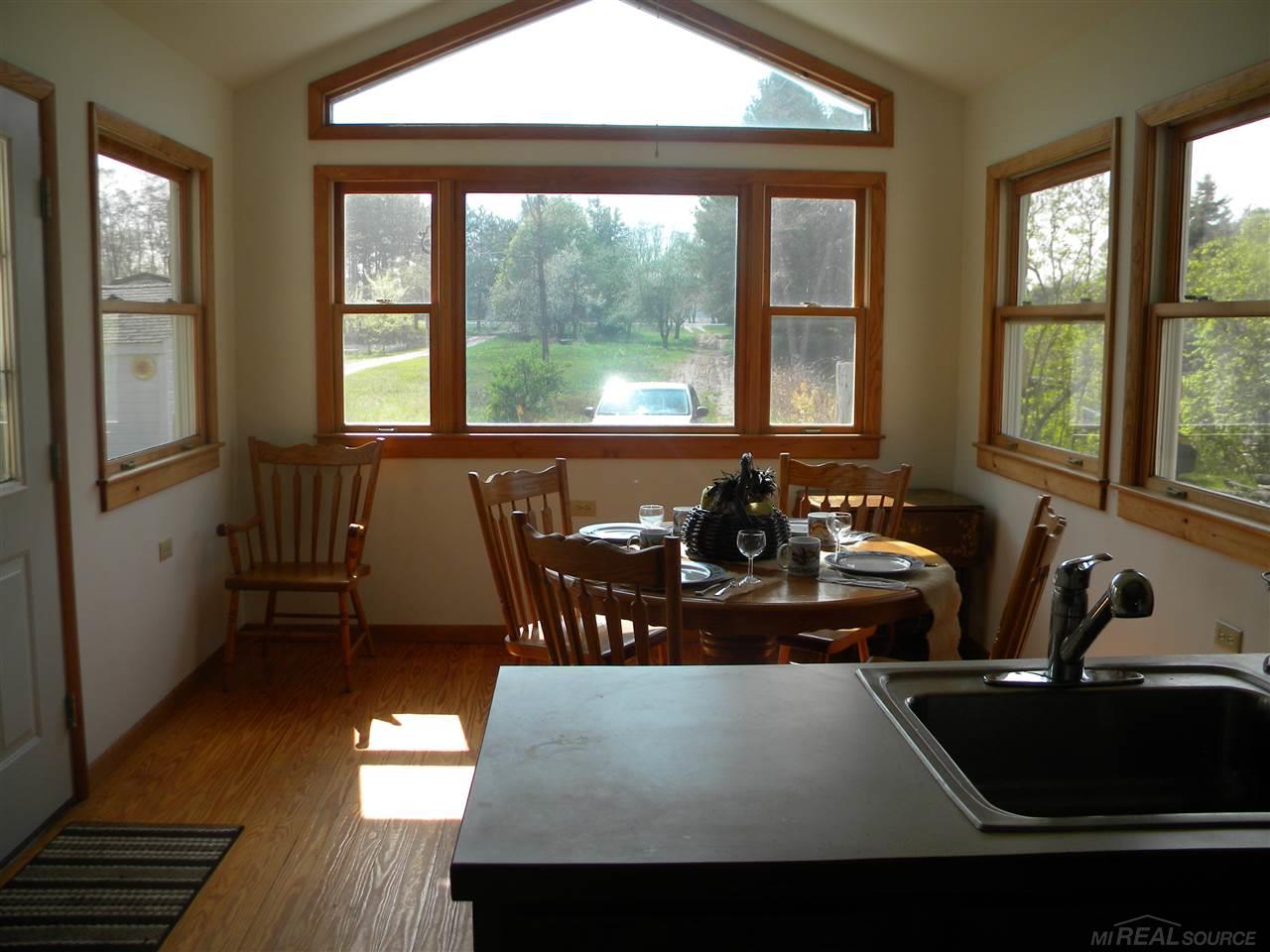 4172 North Lakeshore Road Deckerville, MI 48427 - Photo 2 of 12 31243398-1.JPG