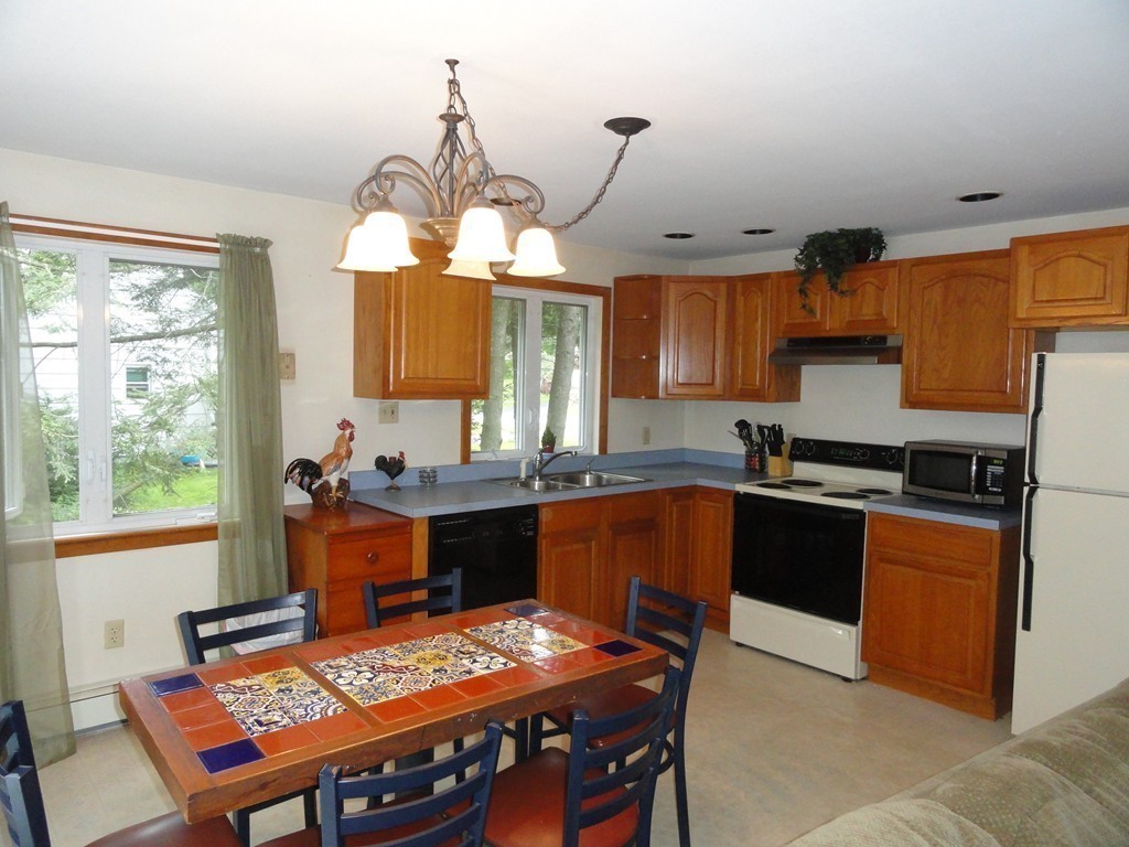 12 Birchwood Road Rutland, MA 01543 - Photo 17 of 27