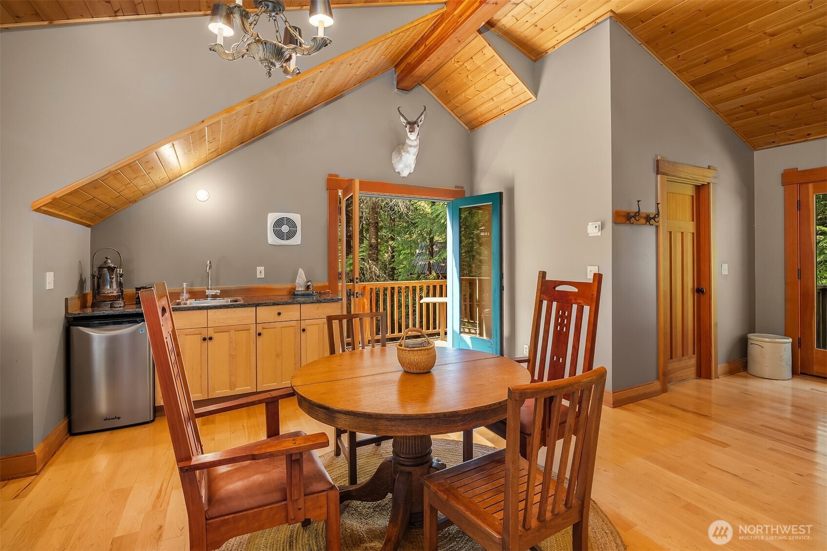 640 Ferry Road Lopez Island, WA 98261 - Photo 34 of 39 Gallery Image 34
