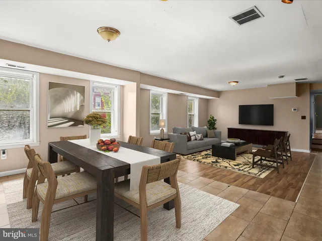 a black and white photo of a room