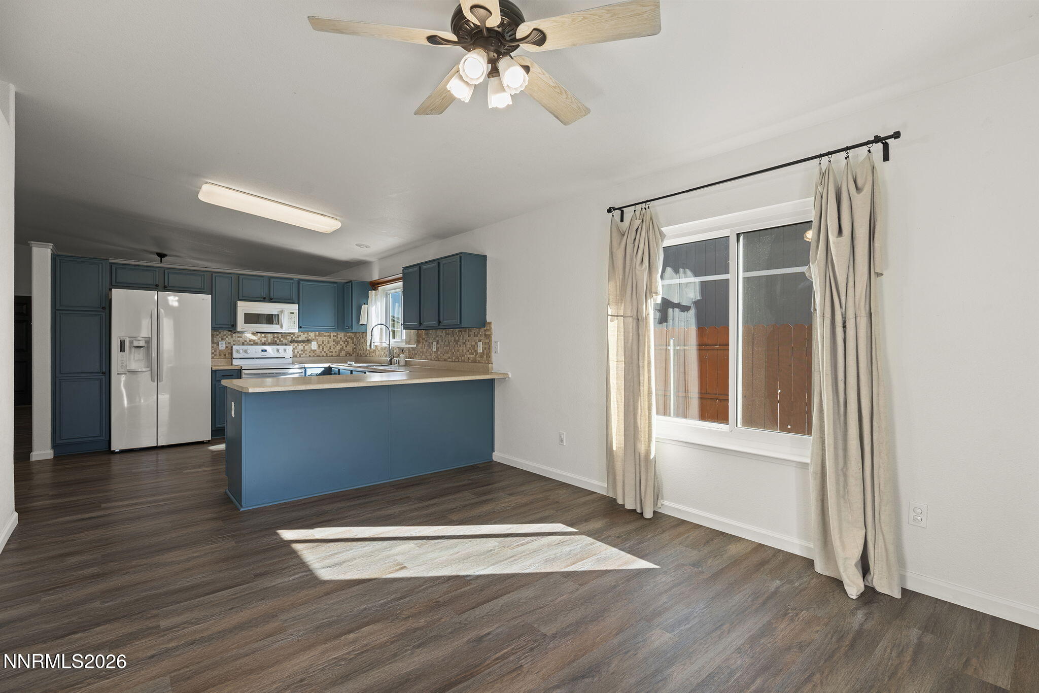 17664 Alexandria Court Reno, NV 89508 - Photo 11 of 22 11-web-or-mls-_DSC6091