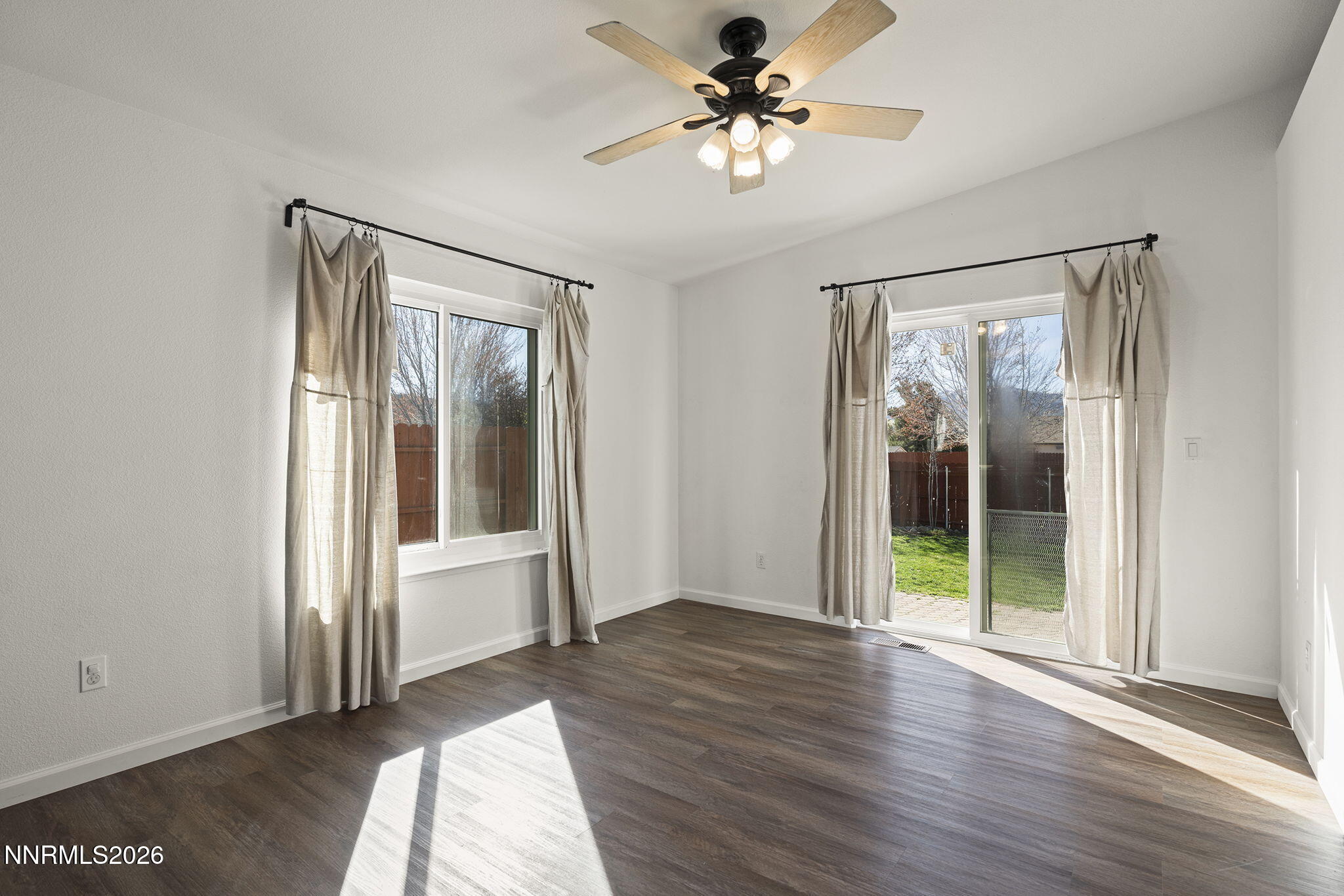 17664 Alexandria Court Reno, NV 89508 - Photo 10 of 22 10-web-or-mls-_DSC6086