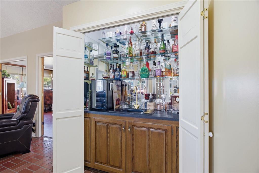 1617 Walker Road Sulphur, LA 70665 - Photo 16 of 27