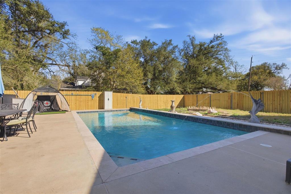 1617 Walker Road Sulphur, LA 70665 - Photo 3 of 27