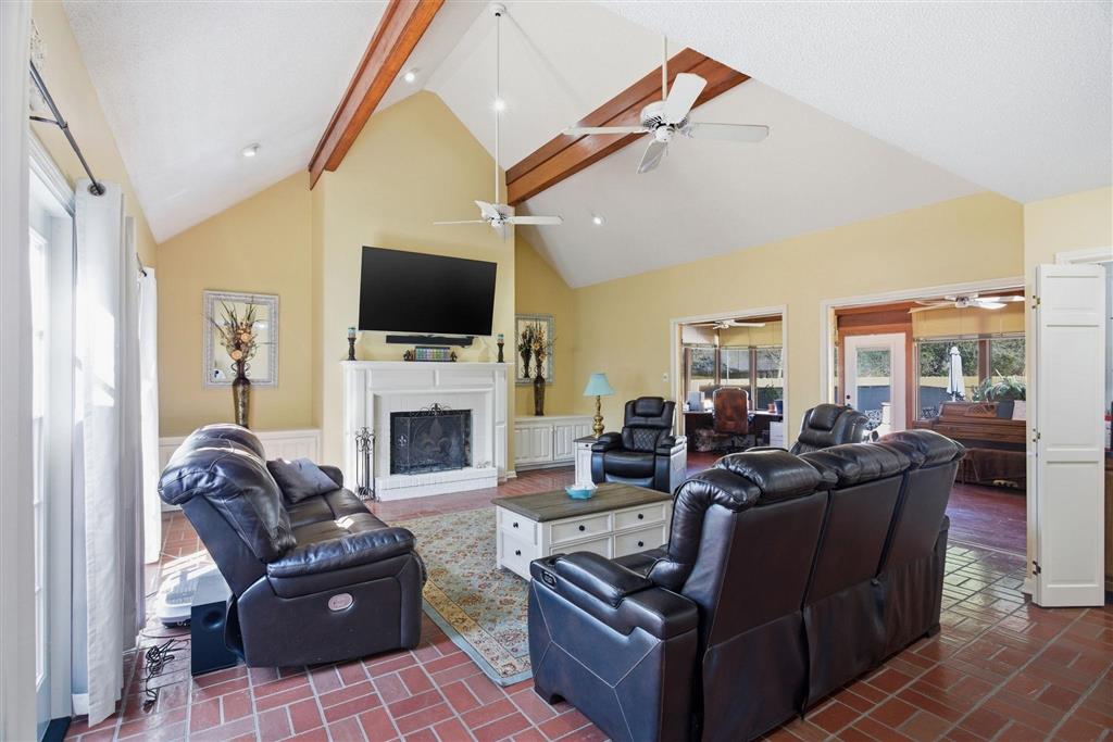 1617 Walker Road Sulphur, LA 70665 - Photo 5 of 27