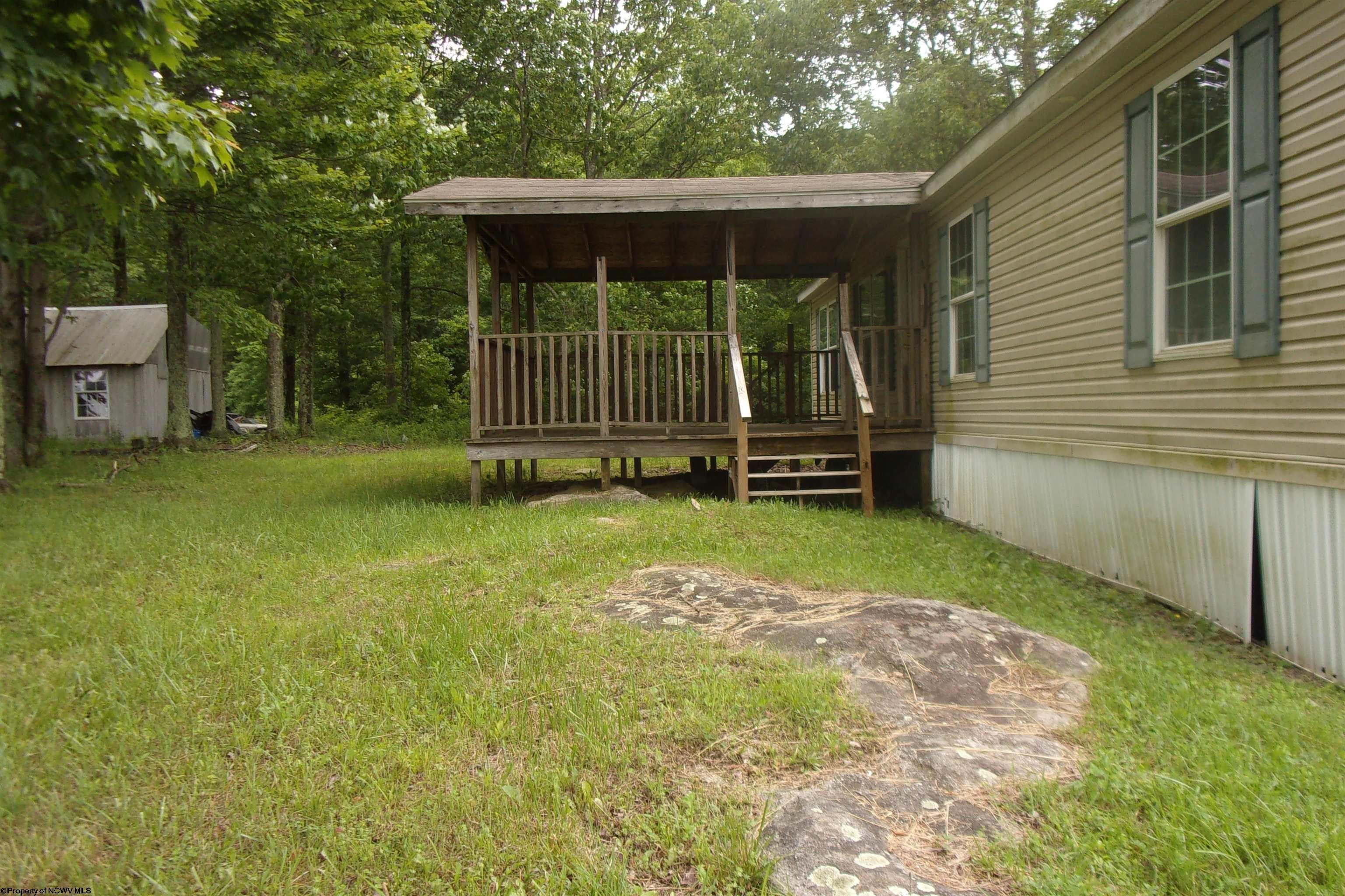 424 Indian Rock Road Reedsville, WV 26547 - Photo 2 of 21 Gallery Image 2