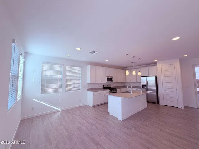 $2,500 | 10126 East Ulysses Avenue, Mesa, AZ 85212