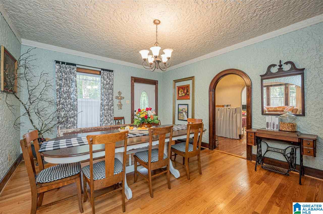 824 Hillcrest Road Birmingham, AL 35235 - Photo 3 of 49