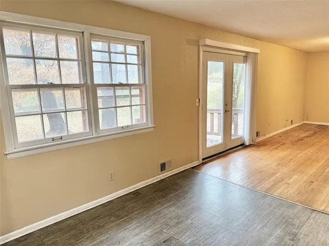 $267,900 | 8128 East 74th Street, Kansas City, MO 64133