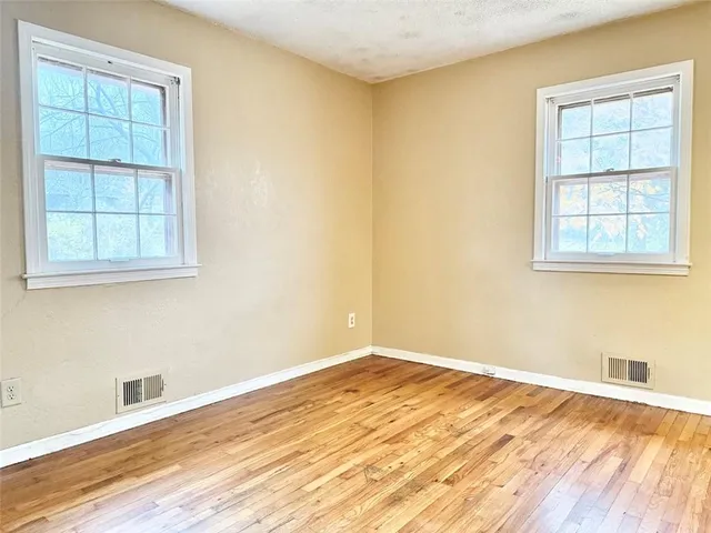 $267,900 | 8128 East 74th Street, Kansas City, MO 64133