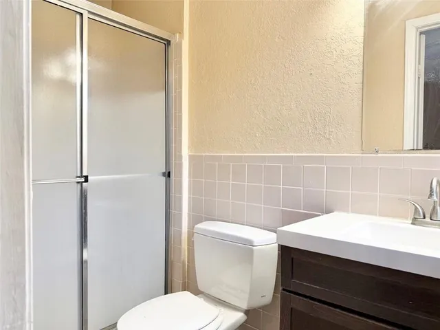 $267,900 | 8128 East 74th Street, Kansas City, MO 64133