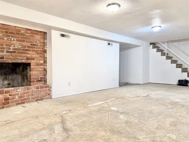 $267,900 | 8128 East 74th Street, Kansas City, MO 64133