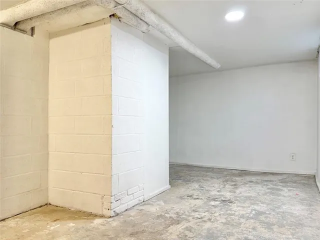 $267,900 | 8128 East 74th Street, Kansas City, MO 64133