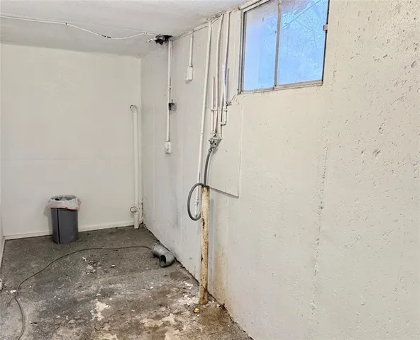 $267,900 | 8128 East 74th Street, Kansas City, MO 64133