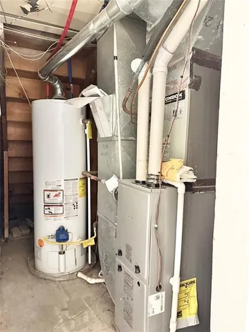 $267,900 | 8128 East 74th Street, Kansas City, MO 64133