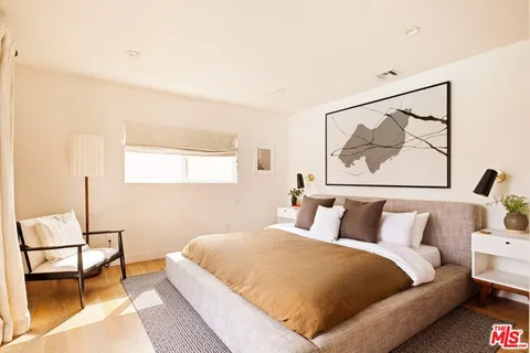 $2,999,999 | 3019 Surry Street, Los Angeles, CA 90027