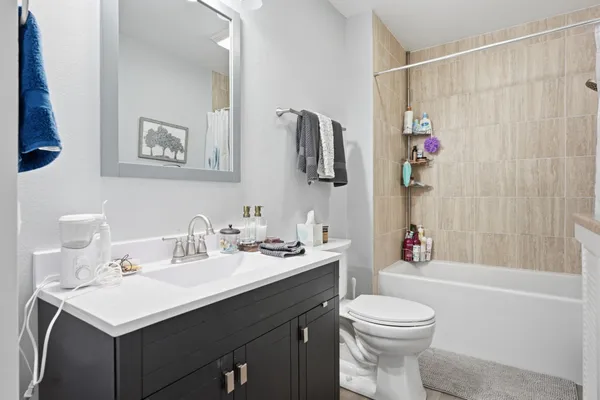 $598,000 | 1944 East Washington Avenue, Madison, WI 53704
