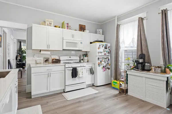 $598,000 | 1944 East Washington Avenue, Madison, WI 53704