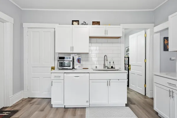 $598,000 | 1944 East Washington Avenue, Madison, WI 53704