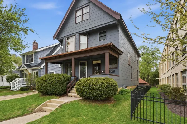 $598,000 | 1944 East Washington Avenue, Madison, WI 53704