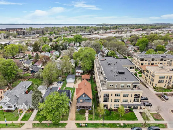 $598,000 | 1944 East Washington Avenue, Madison, WI 53704