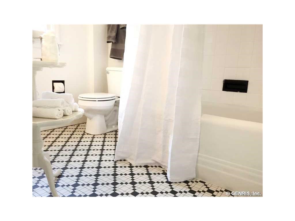 117 Culver Road, Unit FRONT Rochester, NY 14620 - Photo 3 of 15