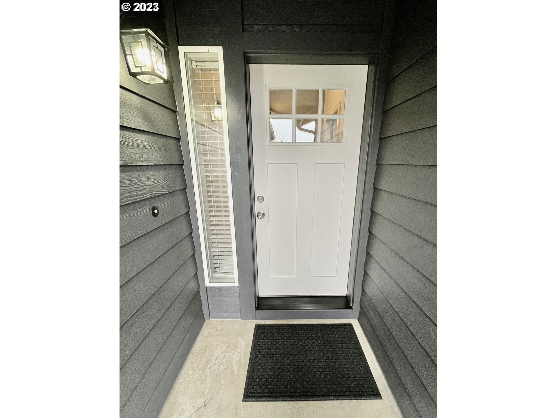 4961 Forsythia Street Springfield, OR 97478 - Photo 2 of 14