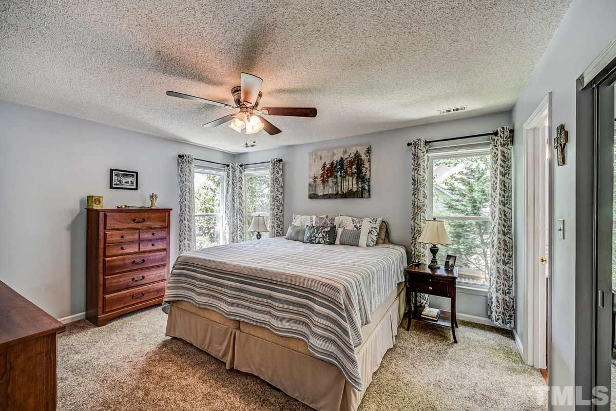 5228 Blakeley Lane Raleigh, NC 27613 - Photo 19 of 26