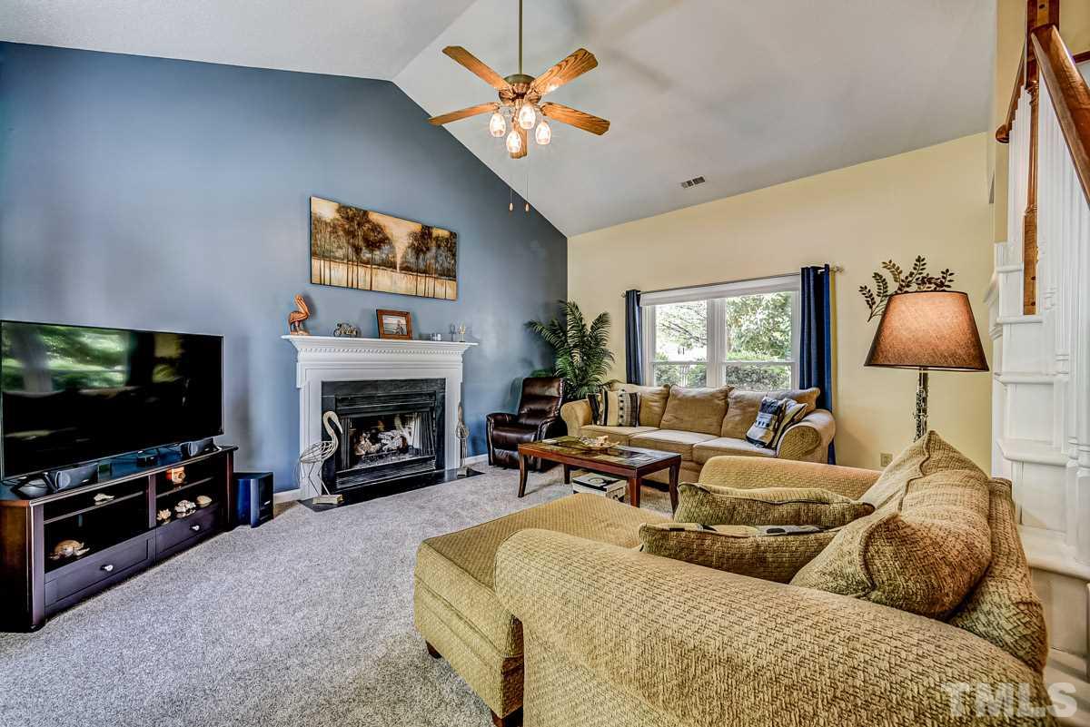 5228 Blakeley Lane Raleigh, NC 27613 - Photo 6 of 26