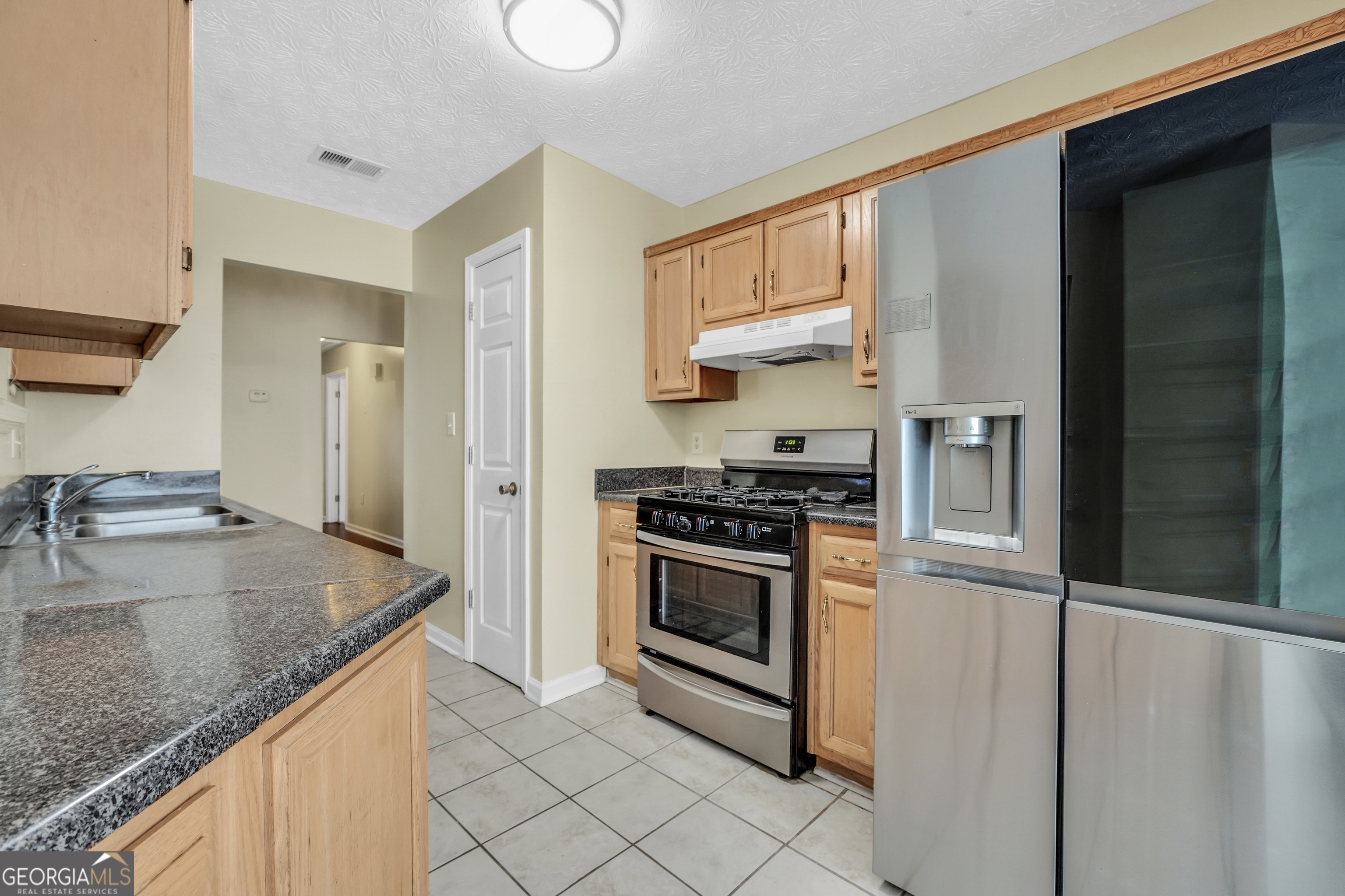 9247 Ryan Ridge Court Jonesboro, GA 30238 - Photo 13 of 36