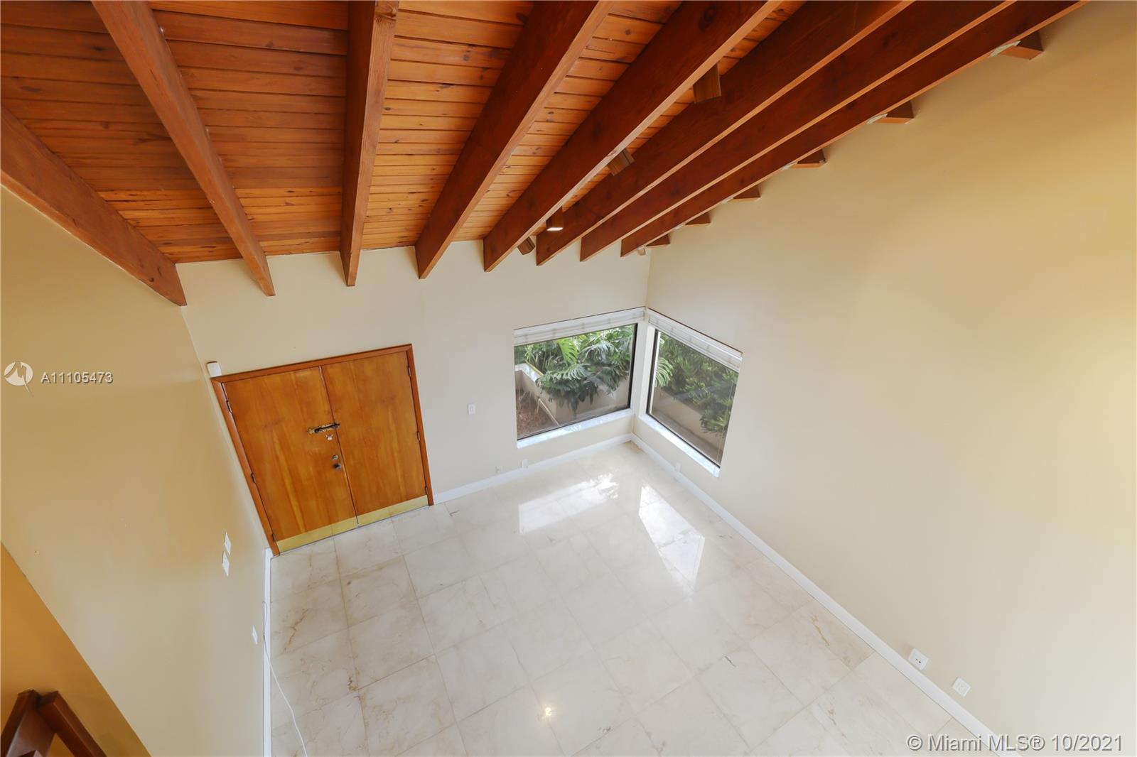 330 Southwest 133rd Place Miami, FL 33184 - Photo 40 of 51 a view of hallway with window