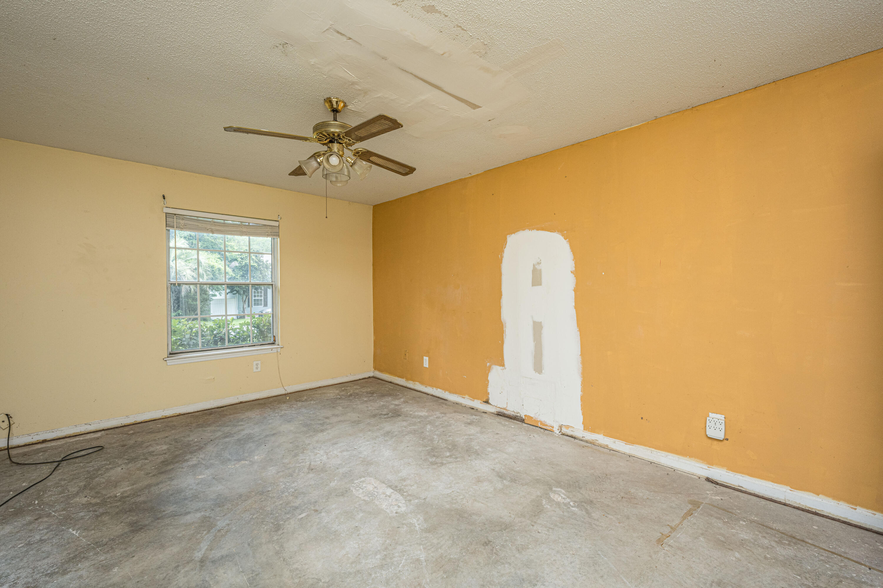 119 Hummingbird Avenue Ladson, SC 29456 - Photo 17 of 32