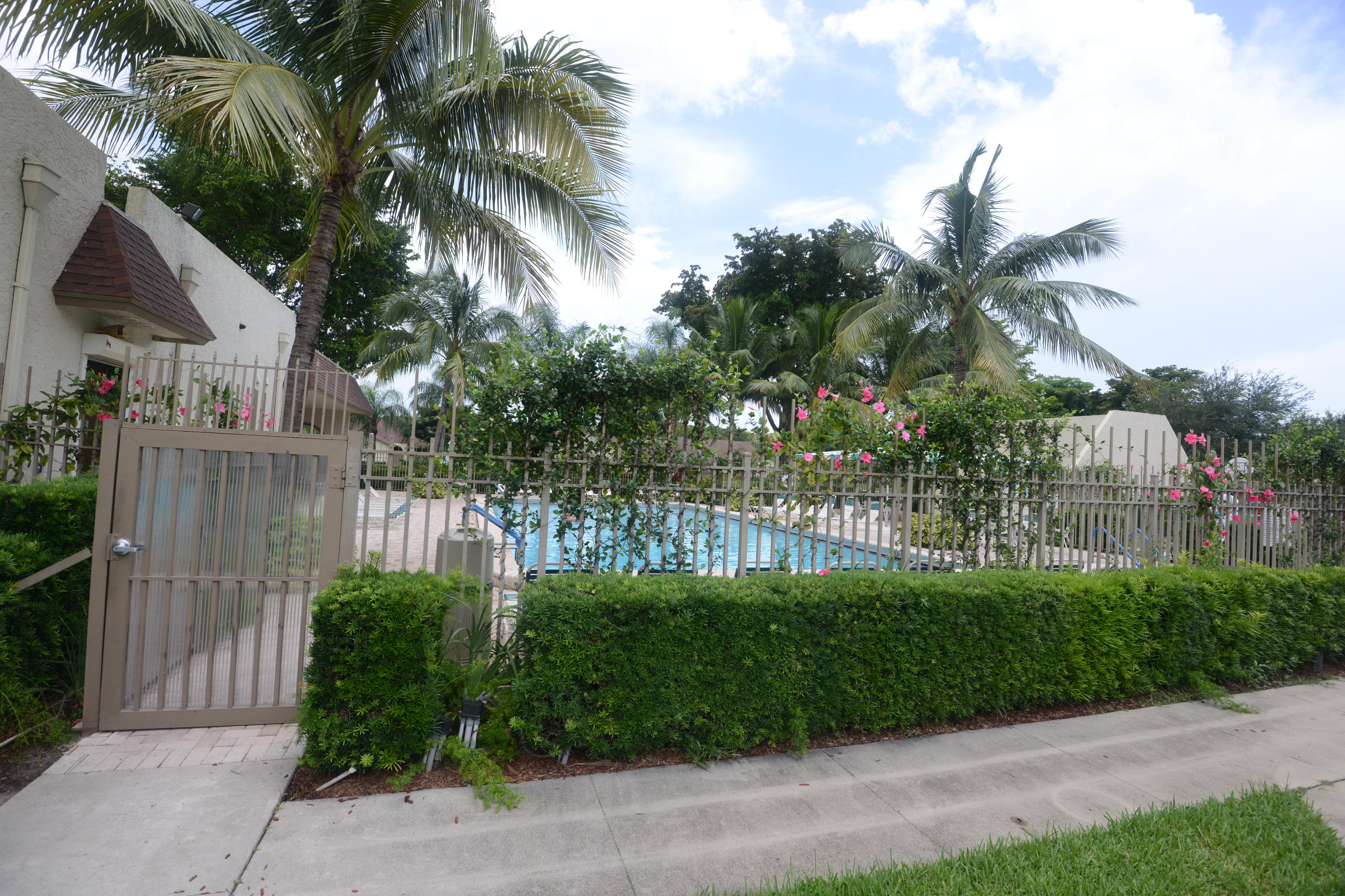 23358 Southwest 55th Avenue, Unit C Boca Raton, FL 33433 - Photo 13 of 17 RRG_5166