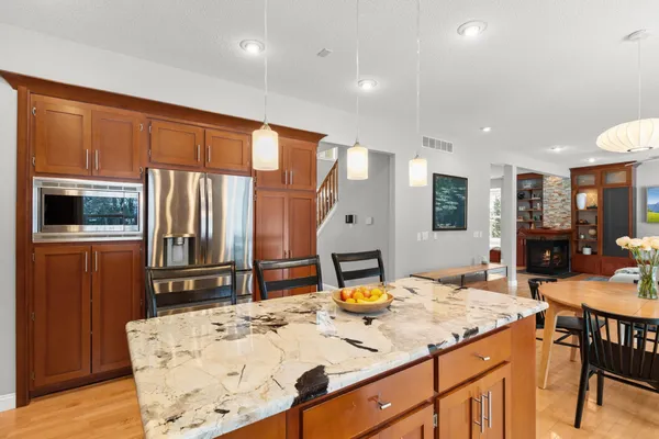 $710,000 | 8048 Marsh Creek Alcove, Woodbury, MN 55125