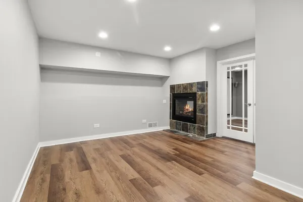 $710,000 | 8048 Marsh Creek Alcove, Woodbury, MN 55125